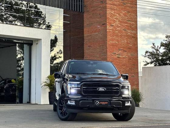 FORD F-150 5.0 V8 GASOLINA CD LARIAT BLACK FX4 AUTOMÁTICO FORD F-150 5.0 V8 GASOLINA CD LARIAT BLACK FX4 AUTOMÁTICO